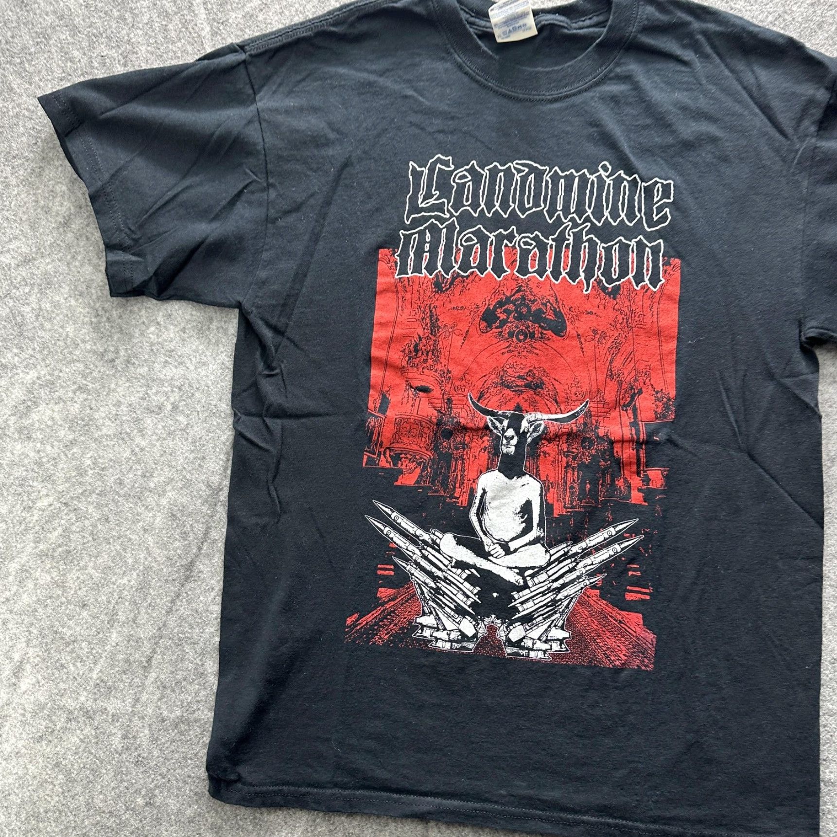 Gildan Gildan Landmine Marathon Shirt Mens Medium Black Graphic Tee Death Metal Band Size US M / EU 48-50 / 2 - 4 Thumbnail