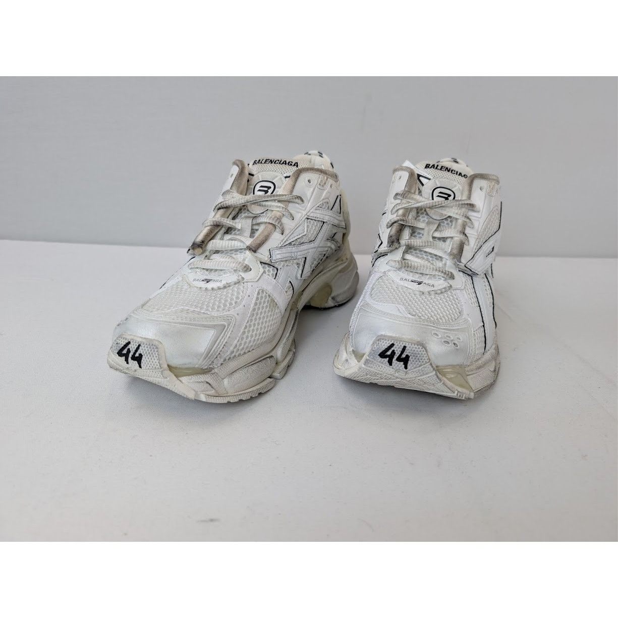Balenciaga o1rshd1 Monocolor Runners in White Size US 11 / EU 44 - 8 Thumbnail