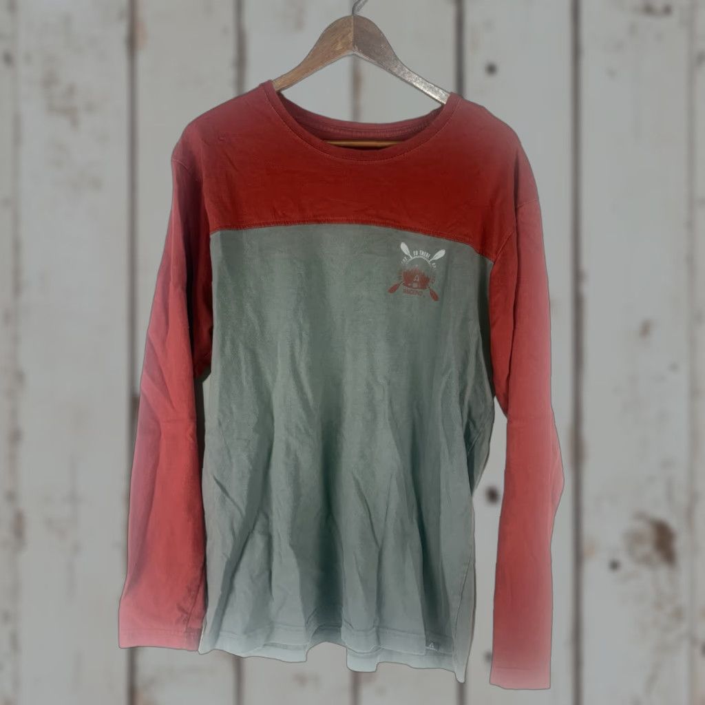 ASCENO Ascend Colorblock Long Sleeve T-Shirt Mens Size L Red/Gray Outdoor Classic Size US L / EU 52-54 / 3 - 1 Thumbnail