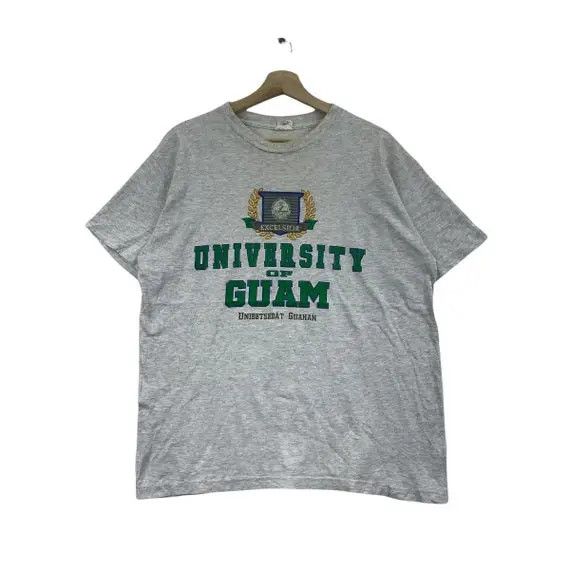 Vintage Vtg 90’ UNIVERSITY Of GUAM Crest Logo Tee Shirt Made In USA Size M / US 6-8 / IT 42-44 - 1 Thumbnail
