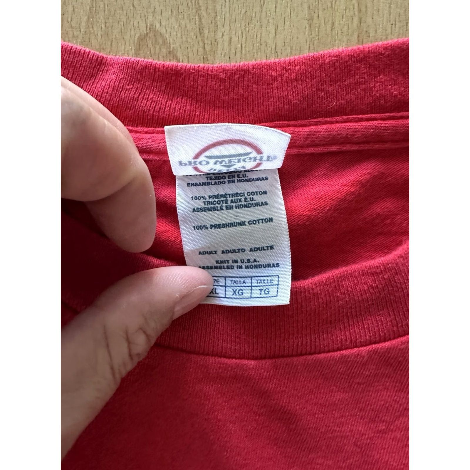 Delta VINTAGE Arkansas Razorbacks T-Shirt Men’s XL Red NCAA Delta USA Cotton Blend Short Sleeve Shirt Mens Red USA 90s/2000s Size US XL / EU 56 / 4 - 4 Thumbnail