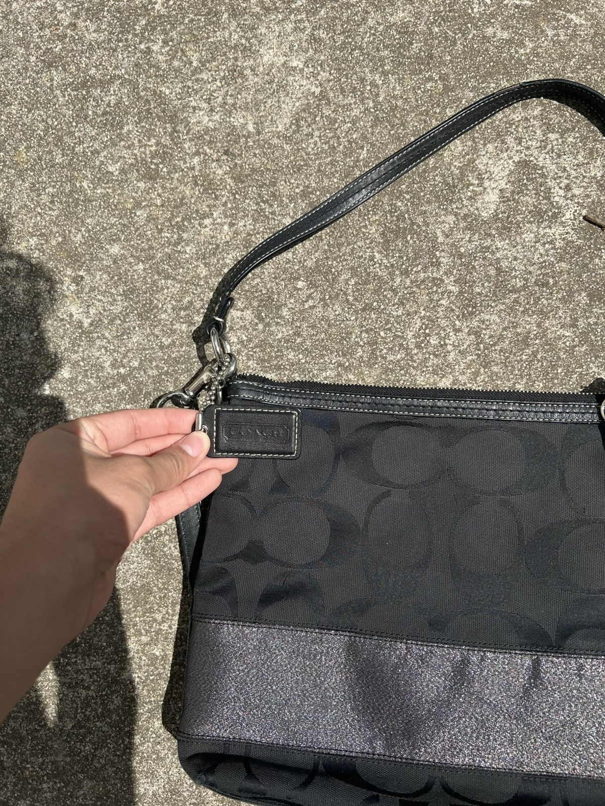 Coach vintage Coach black monogram shoulder / crossbody bag Size ONE SIZE - 3 Thumbnail