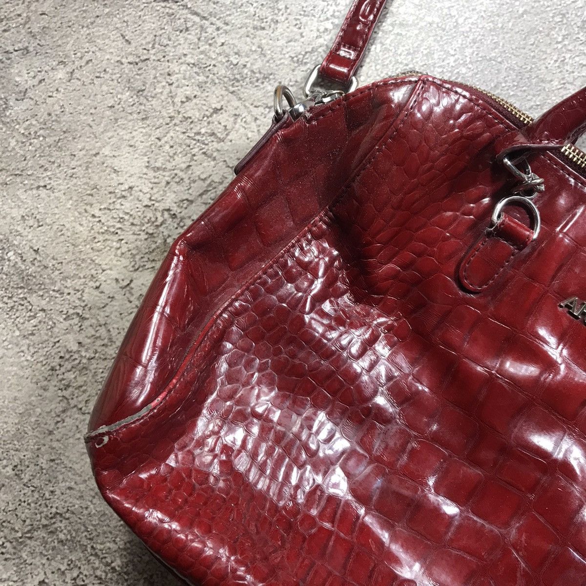 Vintage Vintage Y2K Glossy Patent Handbag Japanese Archive Streetwea Size ONE SIZE - 4 Thumbnail