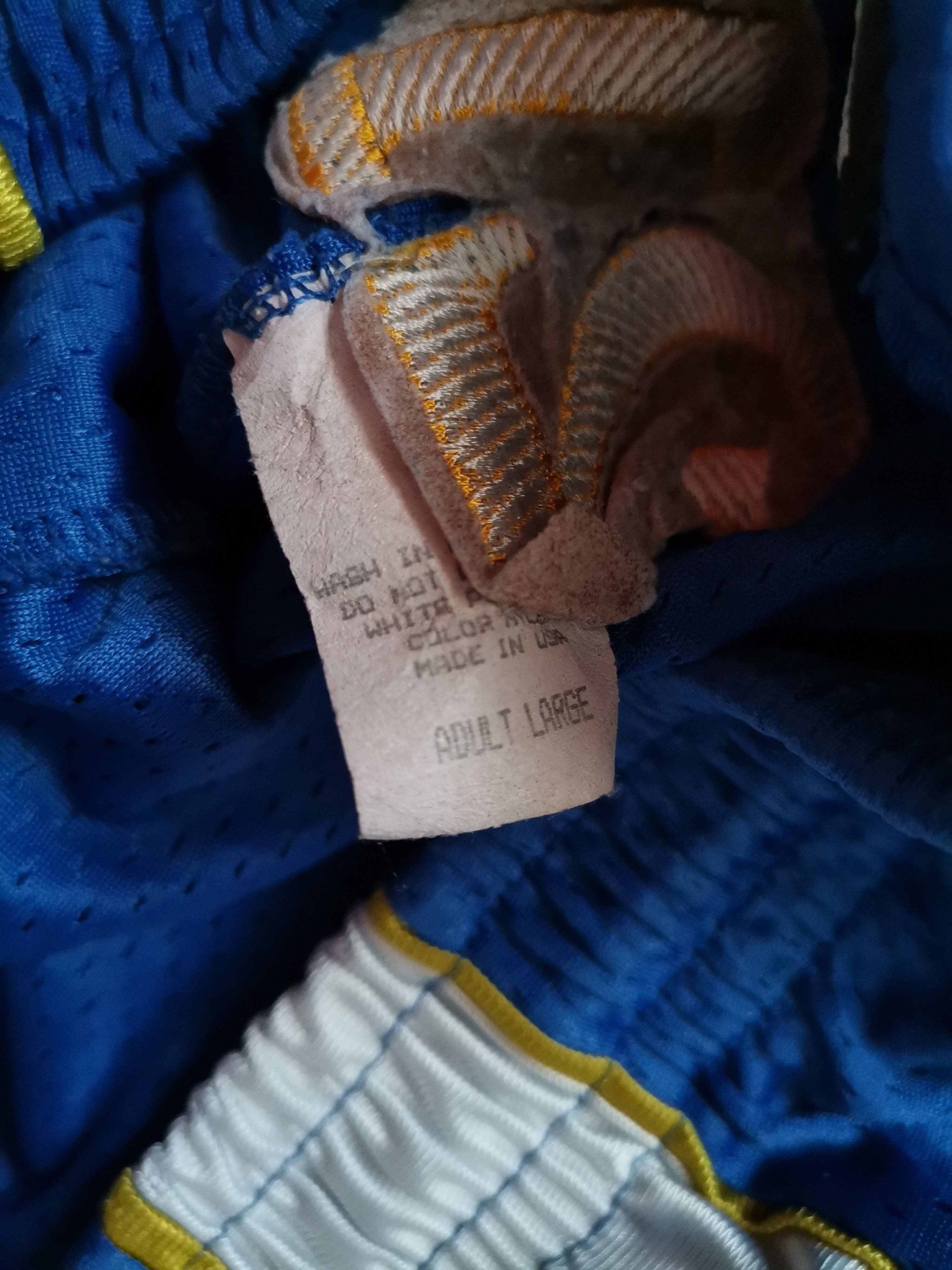 Vintage Vintage Tac Wear New Haven Chargers Shorts Size US 30 / EU 46 - 4 Thumbnail