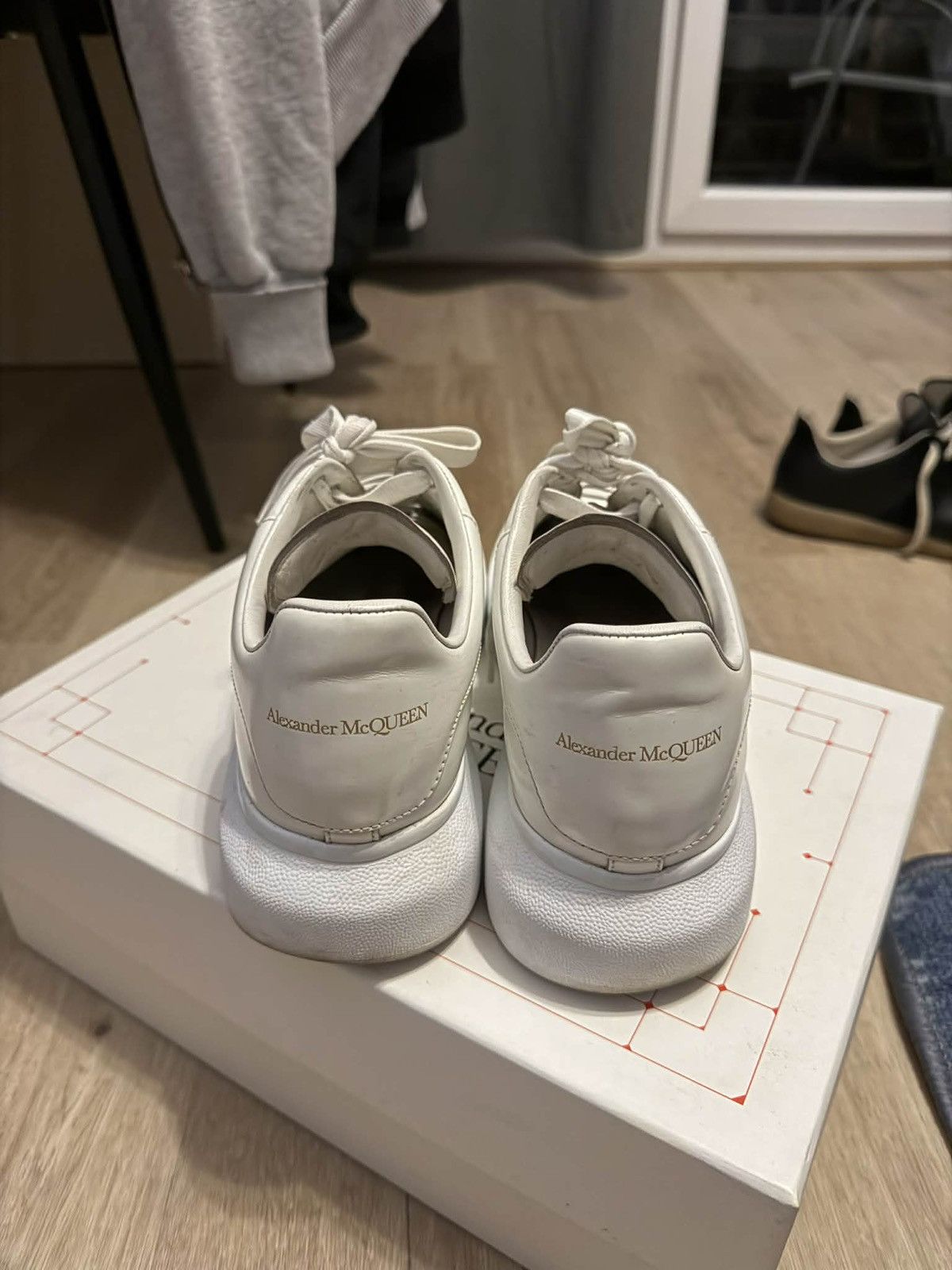Alexander McQueen Alexander Mcqueen sneaker Size US 9 / EU 42 - 3 Thumbnail