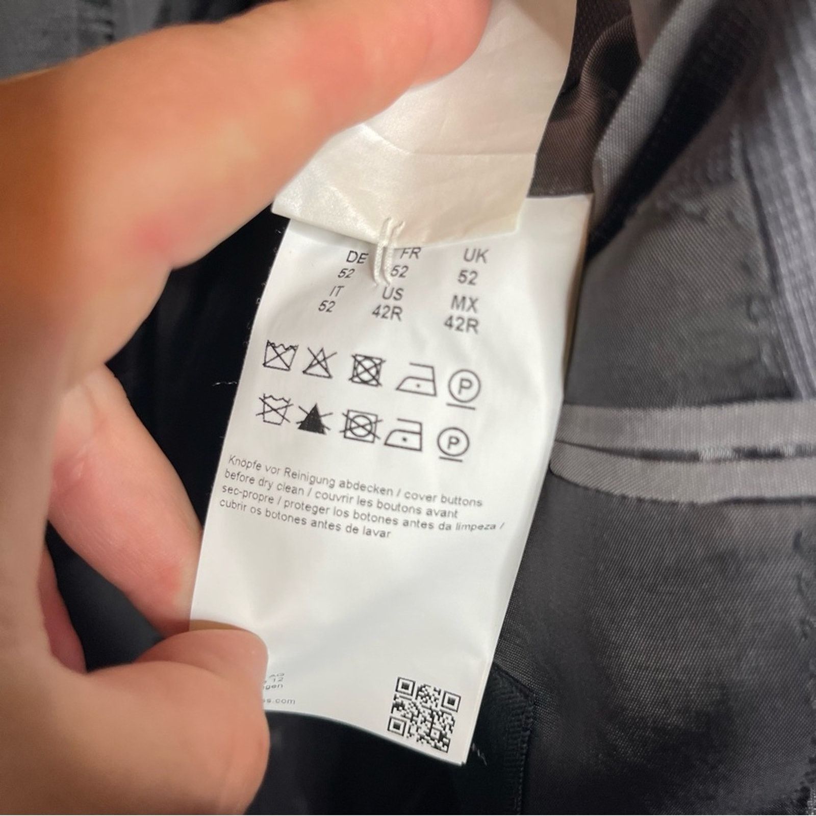 Hugo Boss Hugo Boss Grey 100% wool 2 button blazer sz 42R Size 42R - 9 Thumbnail