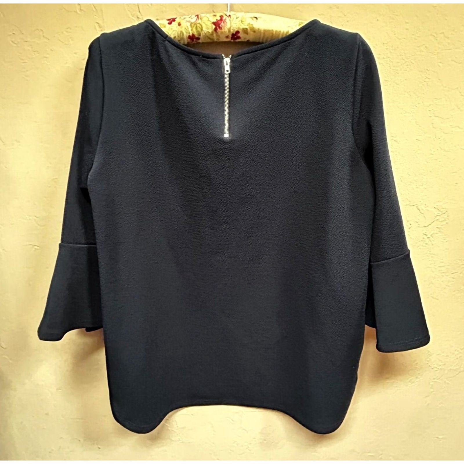 Bell Green Envelope Blouse Boat Neck 3/4 Bell Sleeve Top Black Large Women Size L / US 10 / IT 46 - 2 Thumbnail