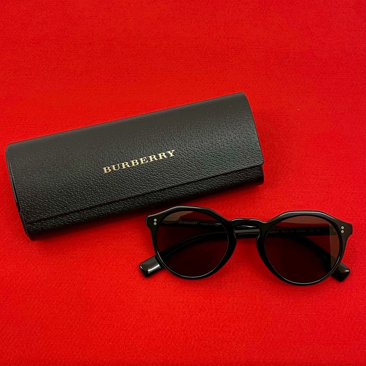 Burberry Burberry Sunglasses Black Plastic Size ONE SIZE - 1 Thumbnail