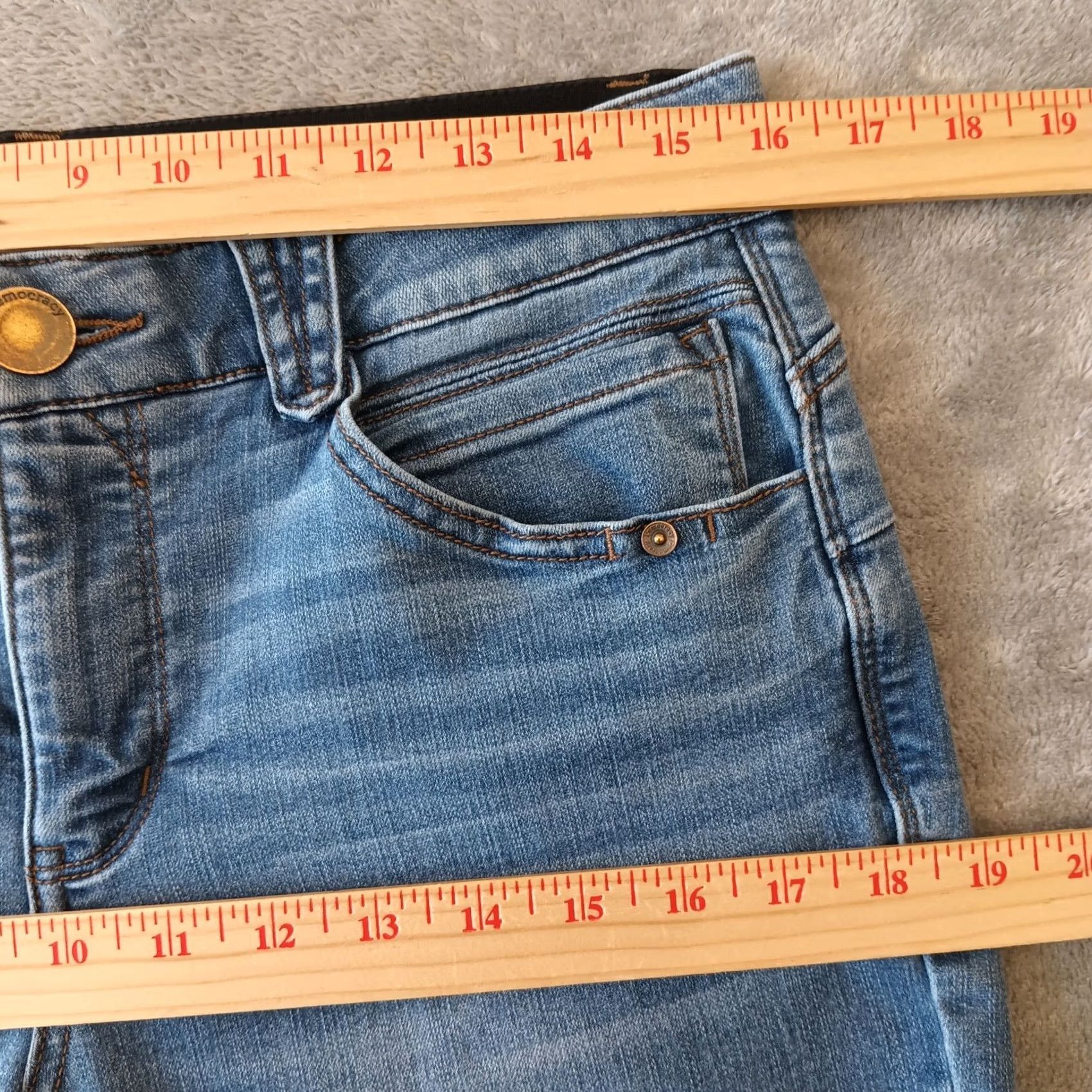 Vintage Democracy Absolution Ankle Jeans Womens Size 10 Blue Light Wash Stretch 31x28 Jeans 5-Pocket Womens Mens no, repeating not allowed Size 32" / US 10 / IT 46 - 3 Thumbnail