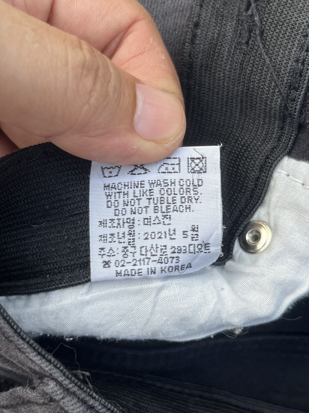 Japanese Brand Vintage Y2K High Street Black Washed High Rise Flare Jeans Size 26" / US 2 / IT 38 - 8 Thumbnail