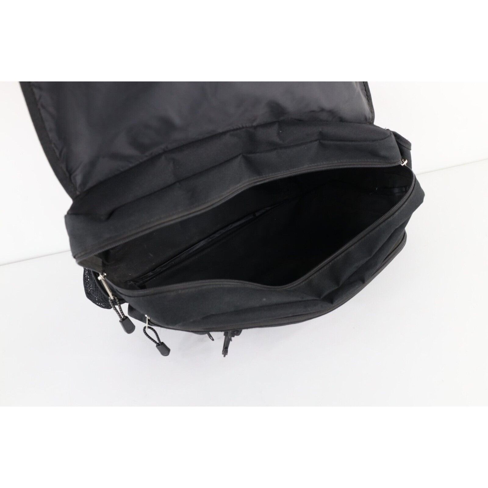 Vintage Vintage 90s Y2K Eastsport Crossbody Messenger Bag Black Size ONE SIZE - 10 Thumbnail