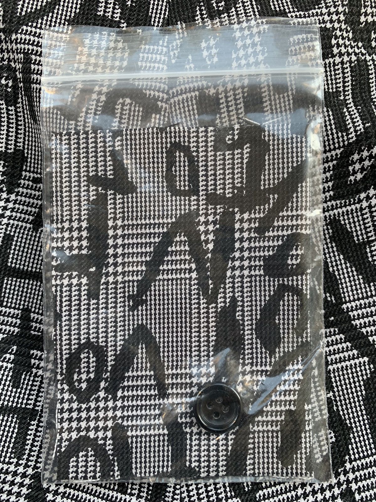 Comme des Garcons Homme Plus COMME DES GARÇONS HOMME PLUS EDWARD GOSS TEXT PRINT SHORTS Size US 32 / EU 48 - 14 Thumbnail