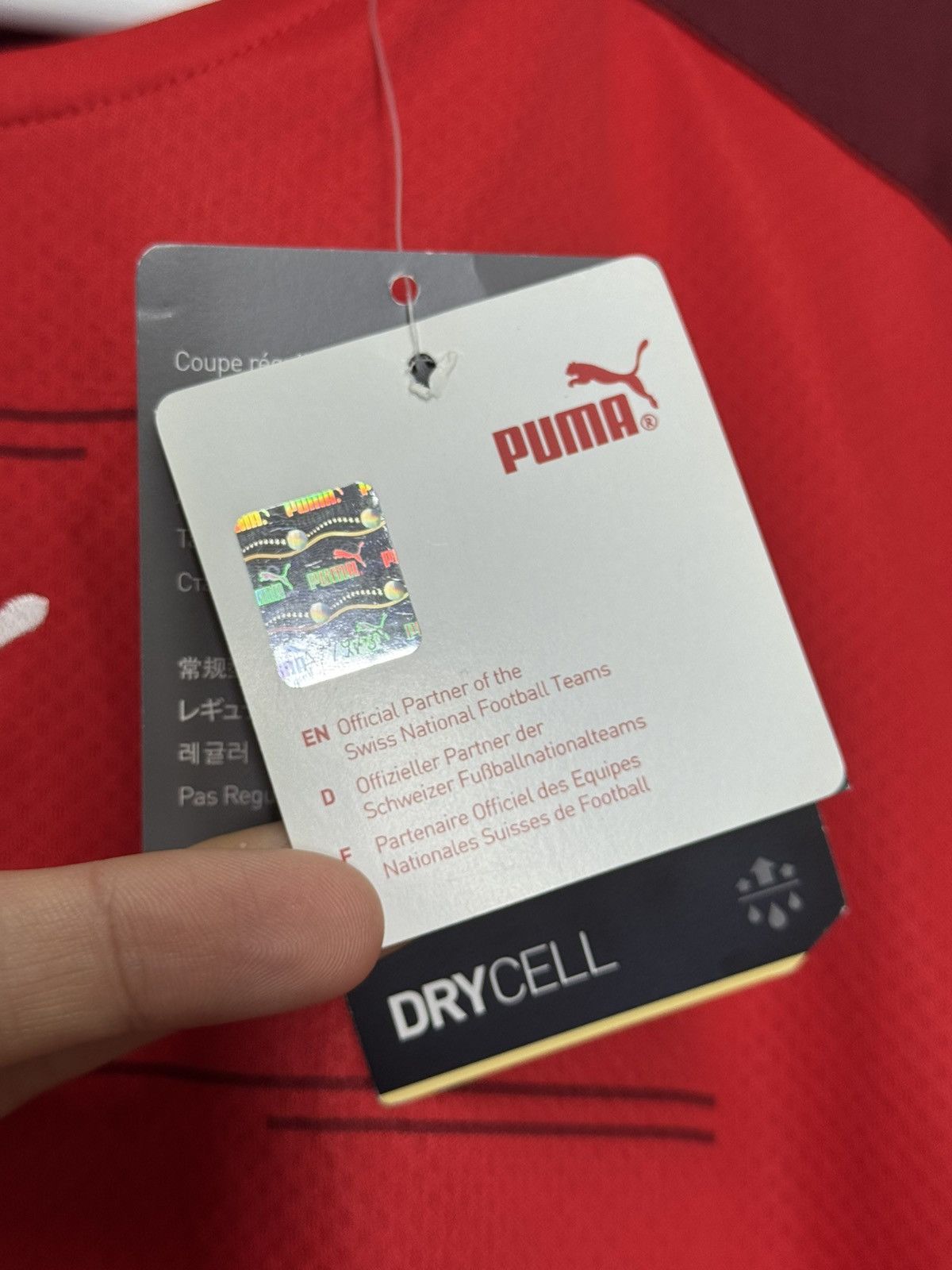 Puma #19 Itten Switzerland 2020/21 Home Puma Football Shirt Size US L / EU 52-54 / 3 - 17 Thumbnail