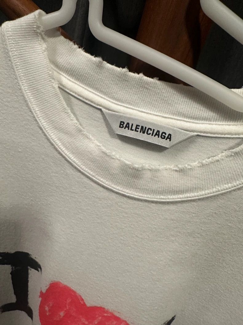 Balenciaga Balenciaga Summer Valentine's Day Limited Love White Short Size US S / EU 44-46 / 1 - 2 Thumbnail