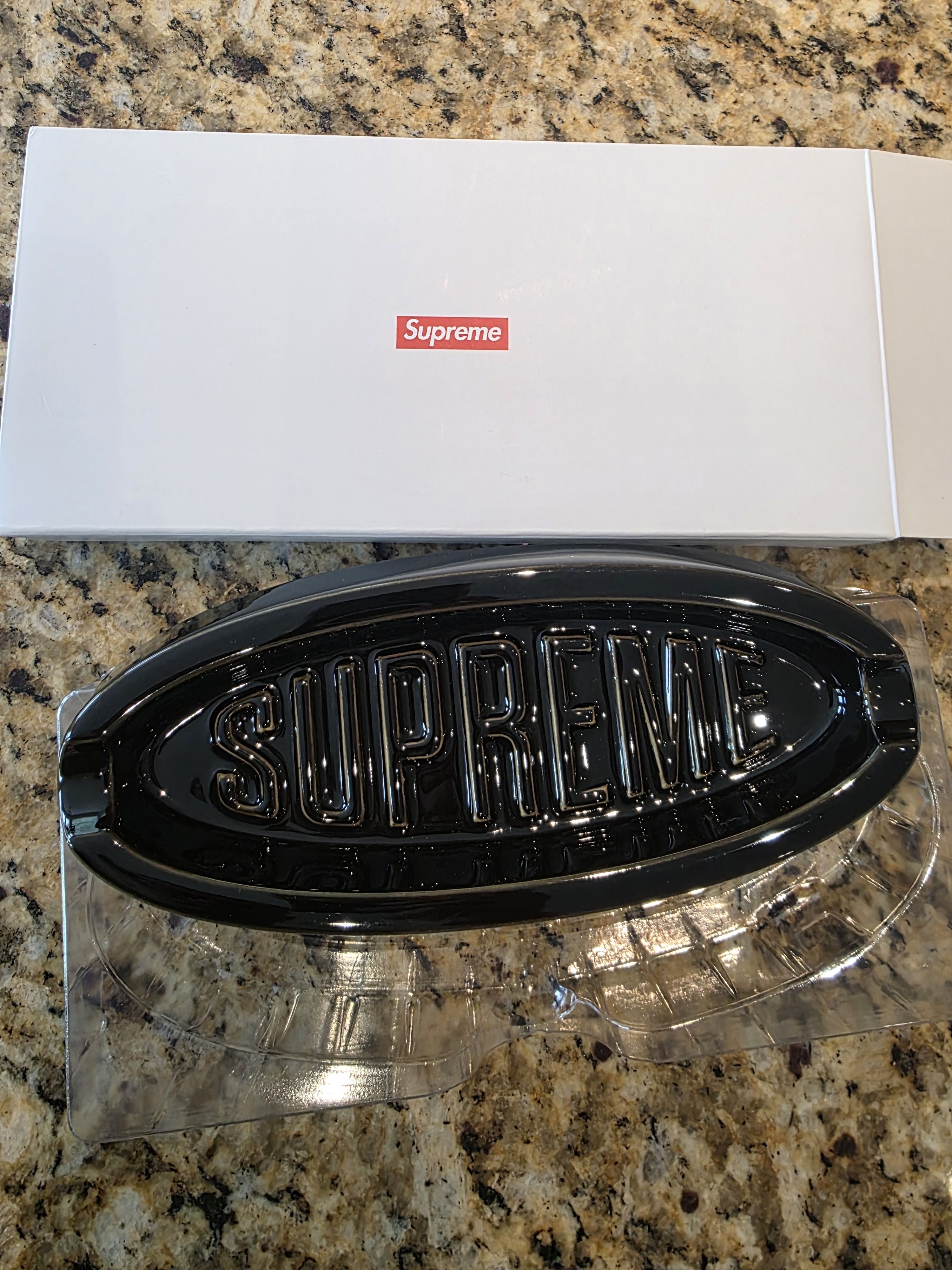 Supreme (NEW) Supreme Oval Tray (One Size, Black) | Grailed