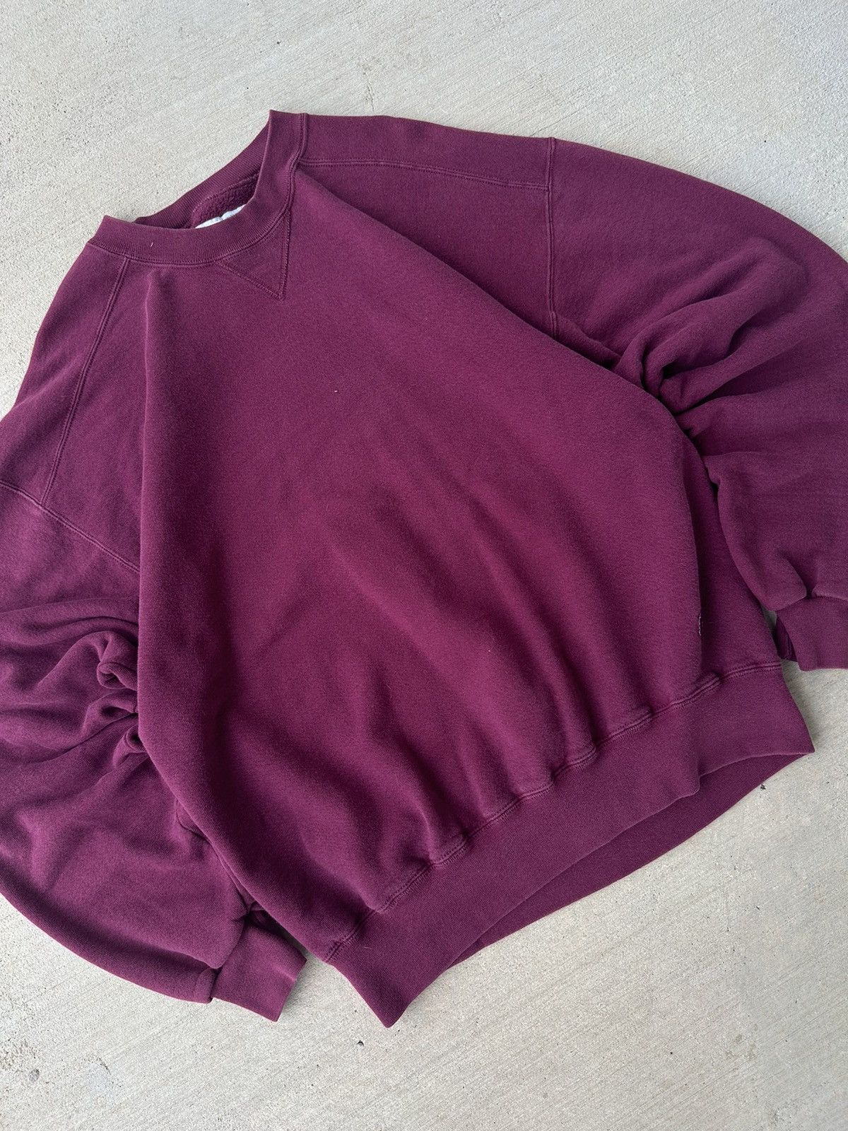 Other Vintage Russell Athletic Sweatshirt Size US XL / EU 56 / 4 - 1 Thumbnail