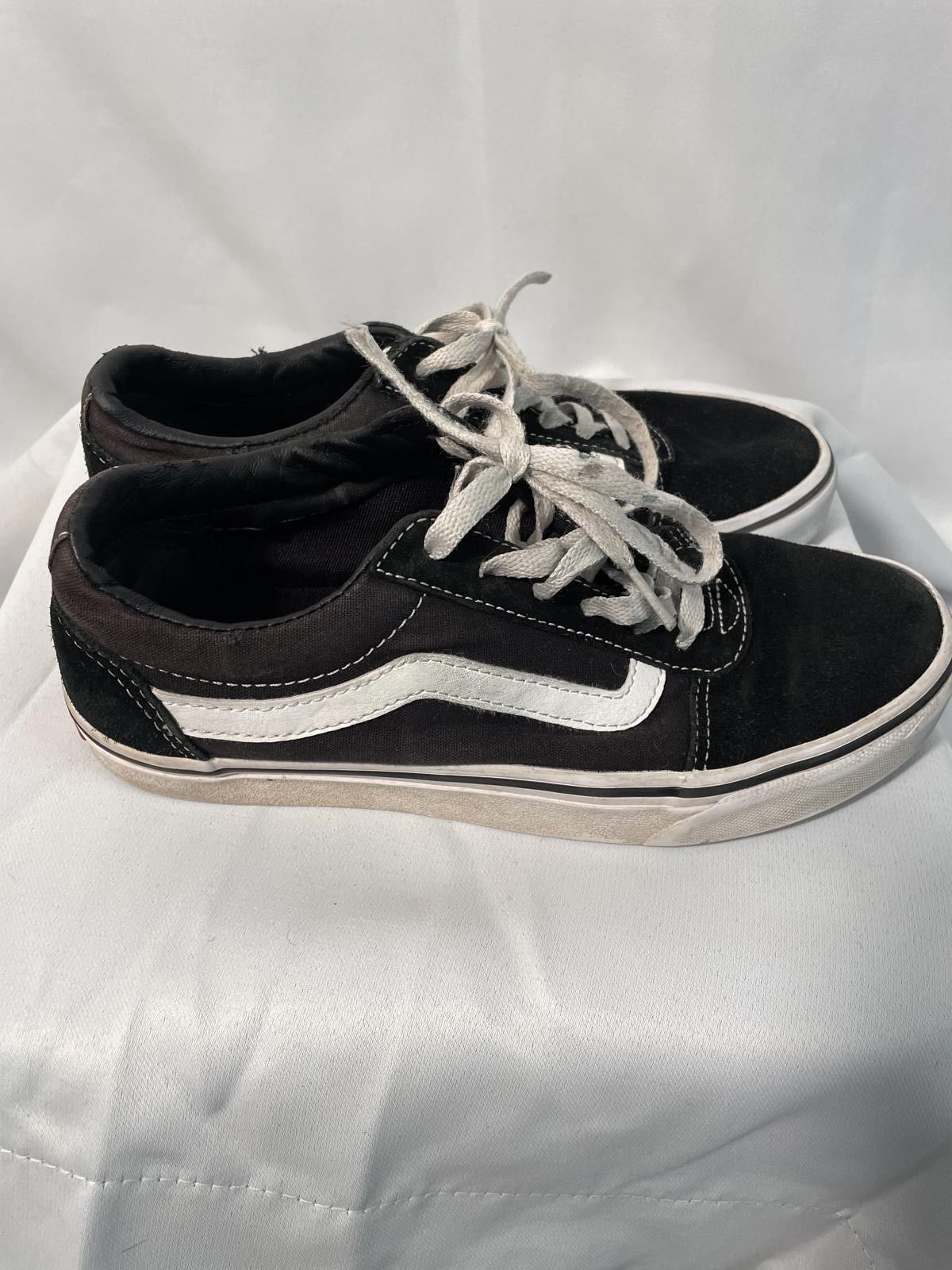 Vans Vans Skate Shoes - Classic Black & White Size US W 7 Size US 7 / IT 37 - 1 Thumbnail