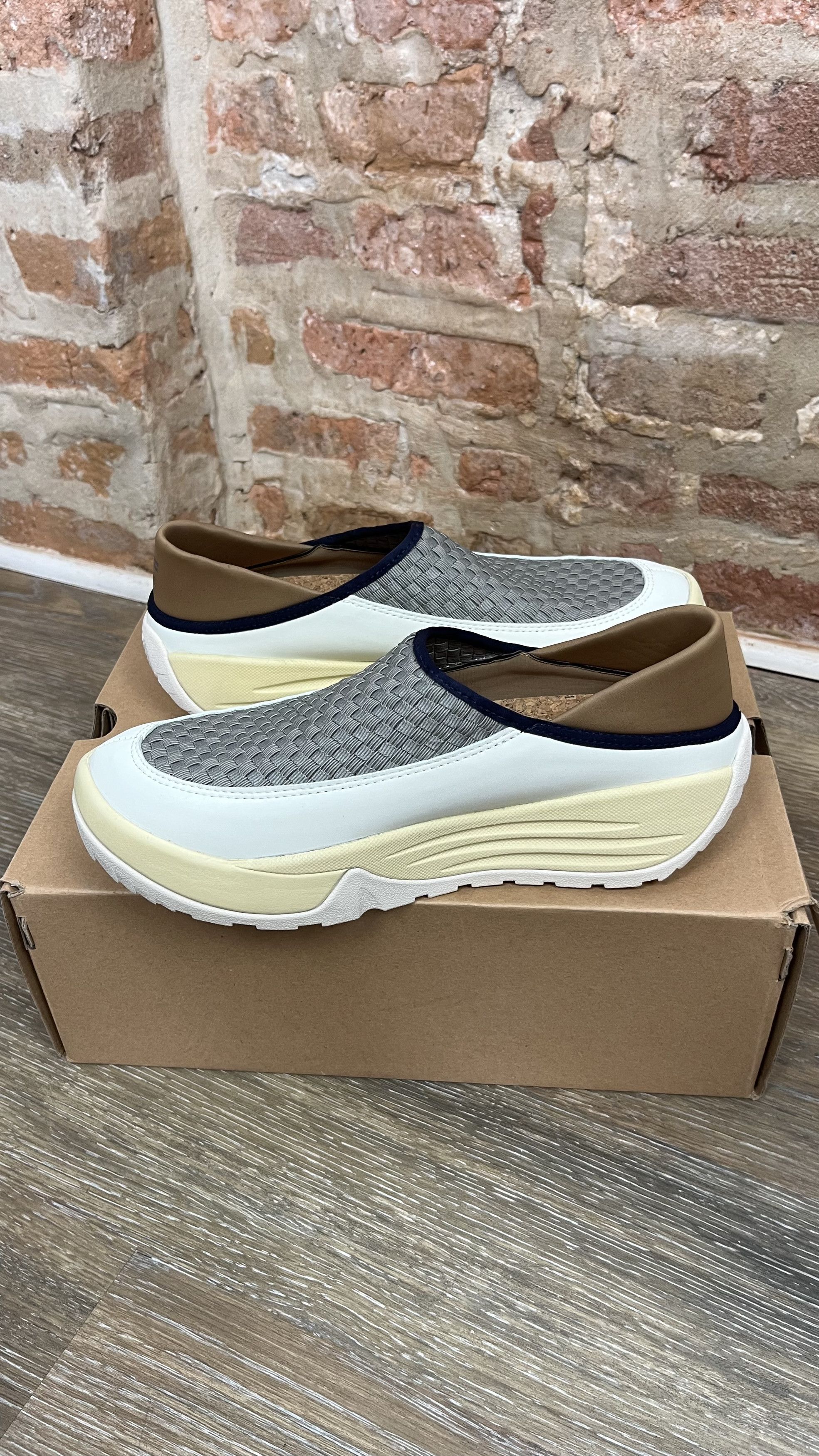 Japanese Brand Playground Garden Woven Size US 10 / EU 43 - 4 Thumbnail