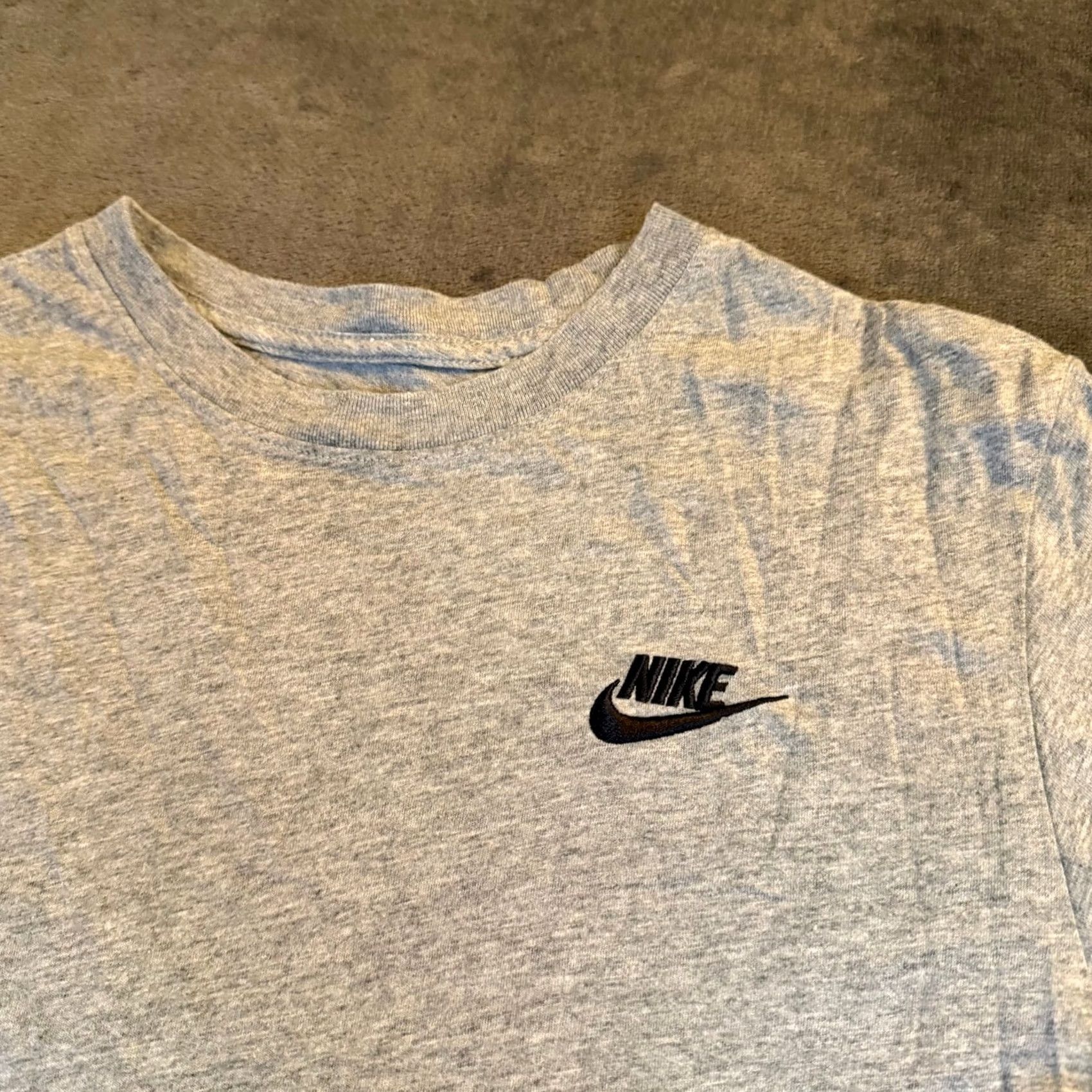 Nike Nike Gray T-Shirt Short Sleeve Crew Neck Basic Logo Tee Mens Small Size US S / EU 44-46 / 1 - 2 Thumbnail