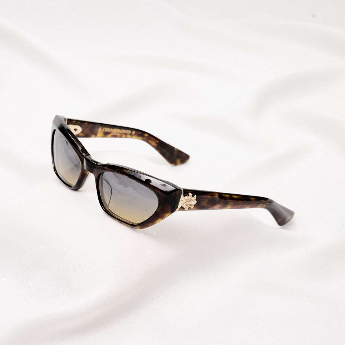 CHROME HEARTS HALLLA BALUUUU DARK TORTOISE SUNGLASSES
