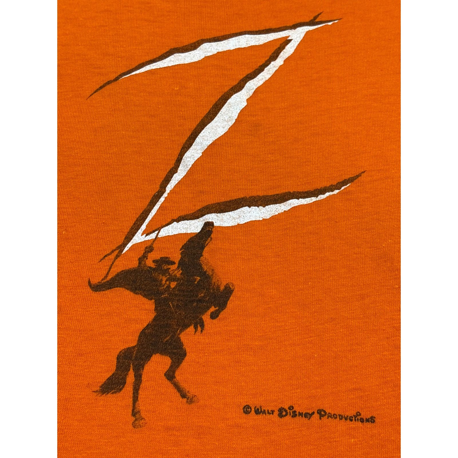 Disney Vtg 70s Sign of Zorro Youth XL single stitch shirt Disney Size XS / US 0-2 / IT 36-38 - 2 Thumbnail