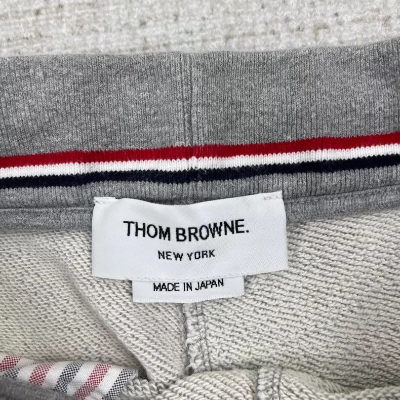Thom Browne Thom Browne Size 2 Old money style four-striped loose knit Size US 32 / EU 48 - 4 Thumbnail