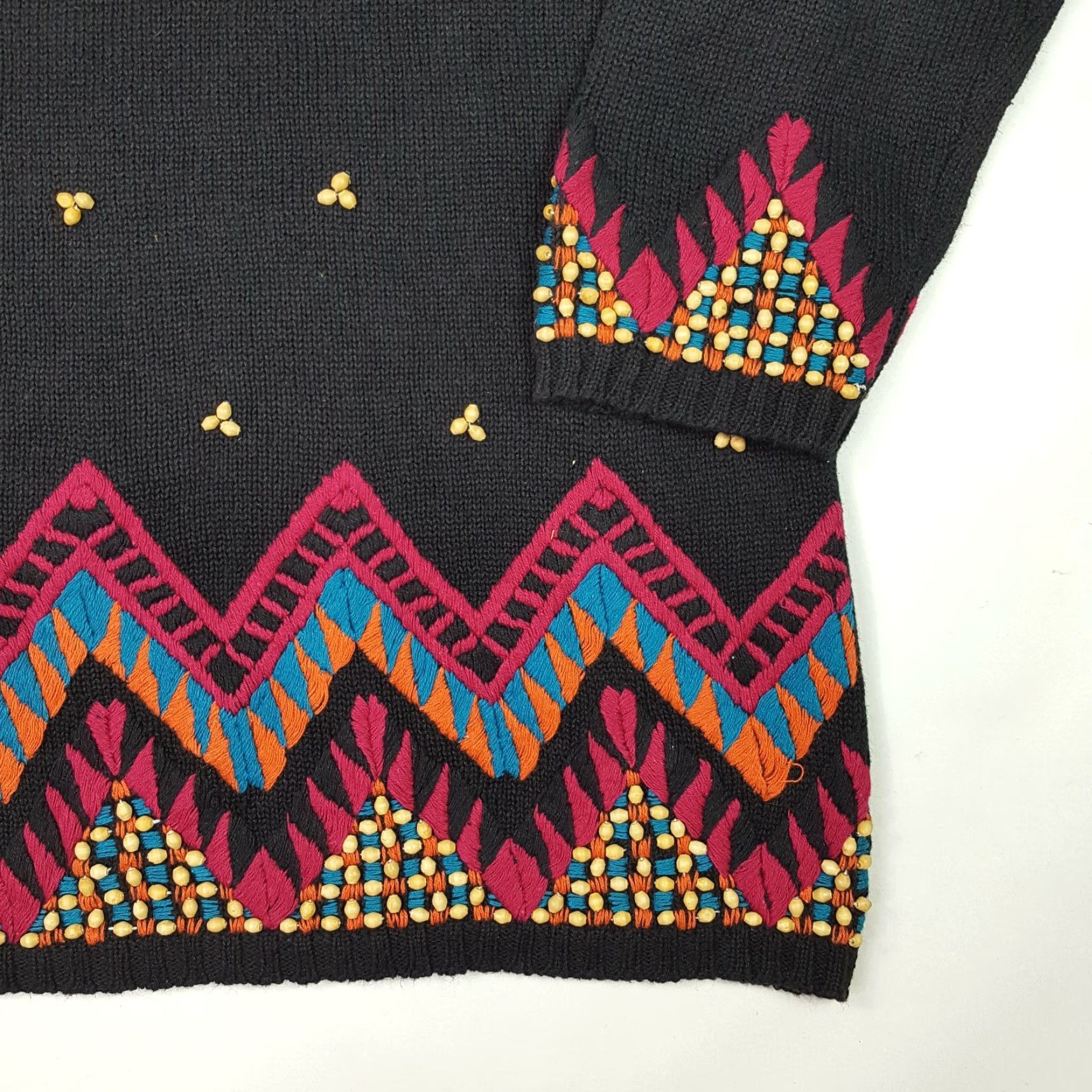 Vintage VINTAGE Beaded Aztec Western Size M Knit Southwestern Black Pullover Sweater Size M / US 6-8 / IT 42-44 - 3 Thumbnail