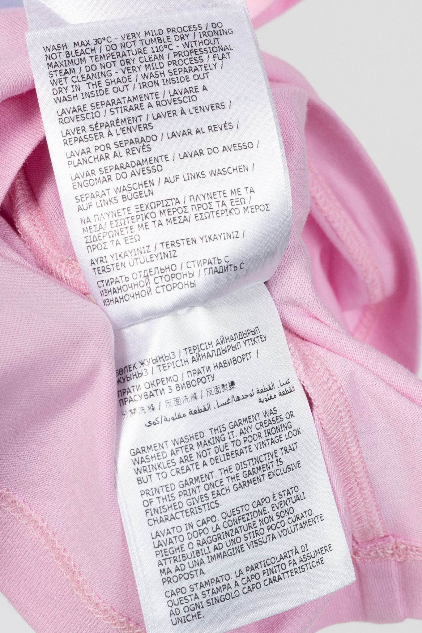 Moncler Moncler Pink Cotton Peanuts-Graphic T-Shirt Size XS / US 0-2 / IT 36-38 - 11 Thumbnail