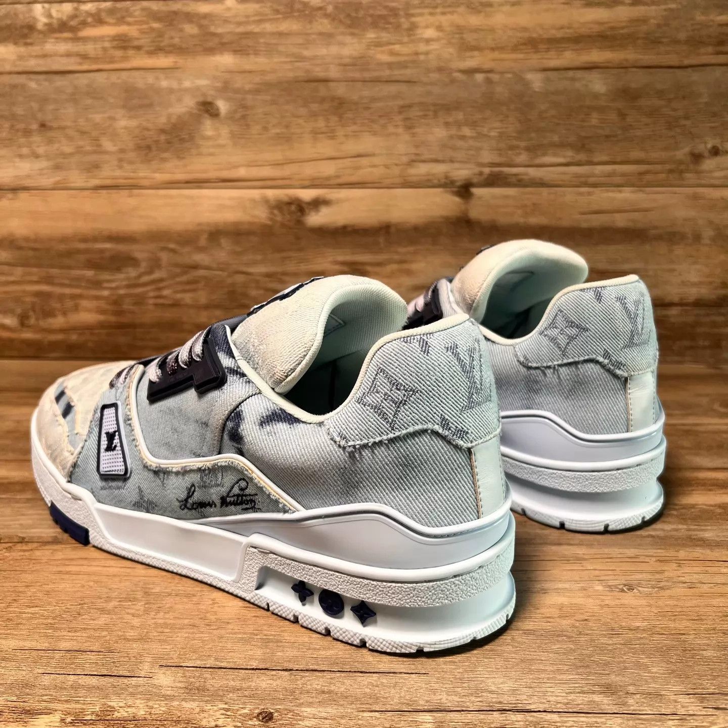 Louis Vuitton LV Denim Tie-Dye Washed Trainer UK9 43 Size US 10 / EU 43 - 4 Thumbnail