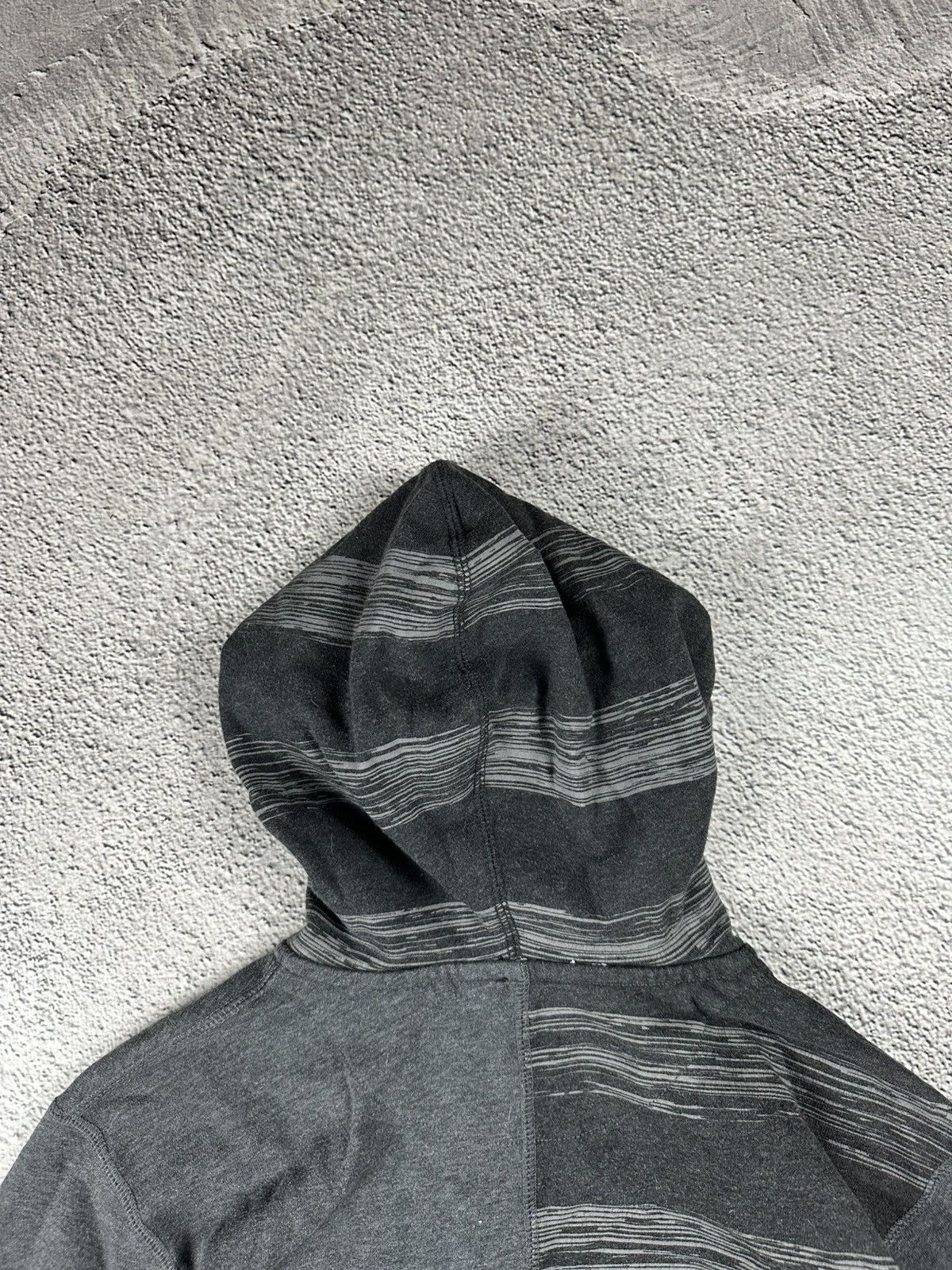 Nike Vintage Nike Full Zip Hoodie Y2K Sportwear Style Size US S / EU 44-46 / 1 - 9 Thumbnail