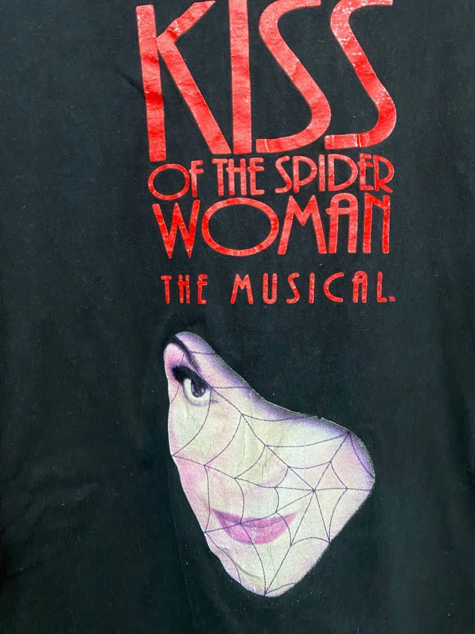 Vintage Vintage 90s Kiss Of The Spider Woman Musical Movie Tshirt Size US L / EU 52-54 / 3 - 2 Thumbnail