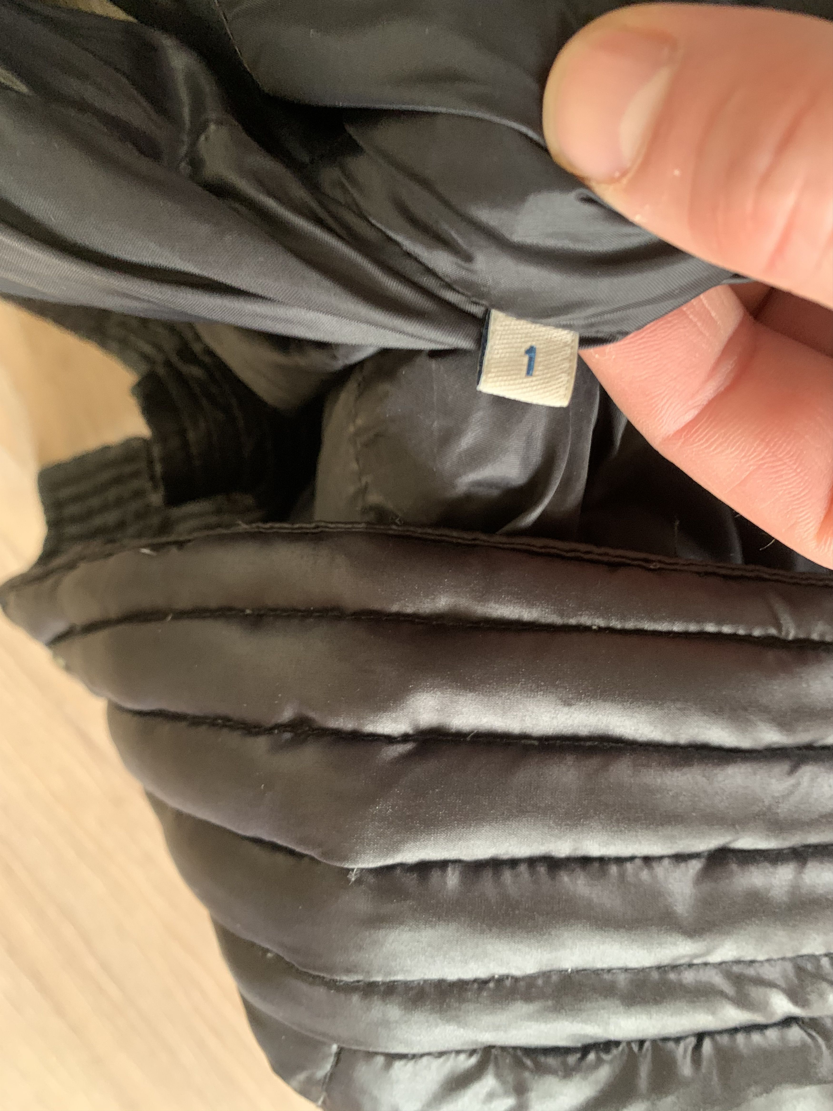 Moncler Womens Moncler Down Hooded Puffer Vest Size XXS / US 00 / IT 34 - 11 Thumbnail