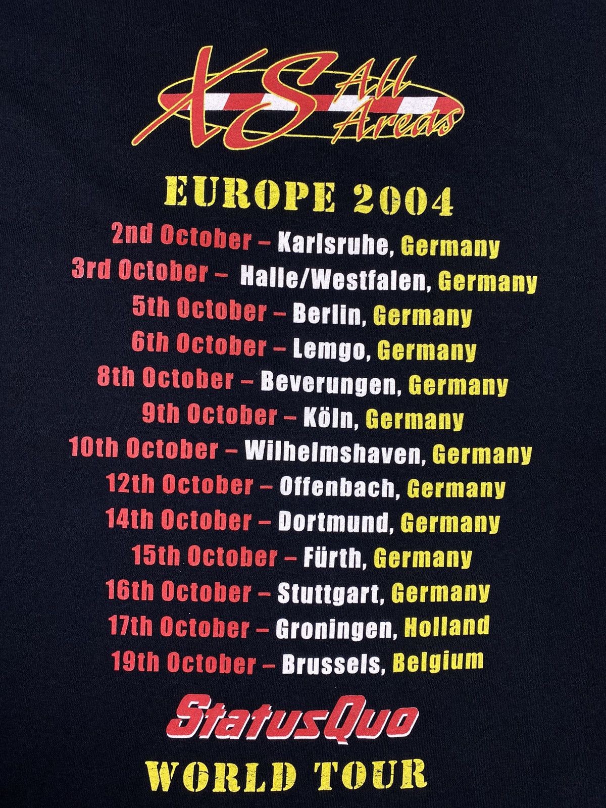 Band Tees Status Quo 2004 All Areas World Tour Vintage T Shirt Size M Size US M / EU 48-50 / 2 - 14 Thumbnail