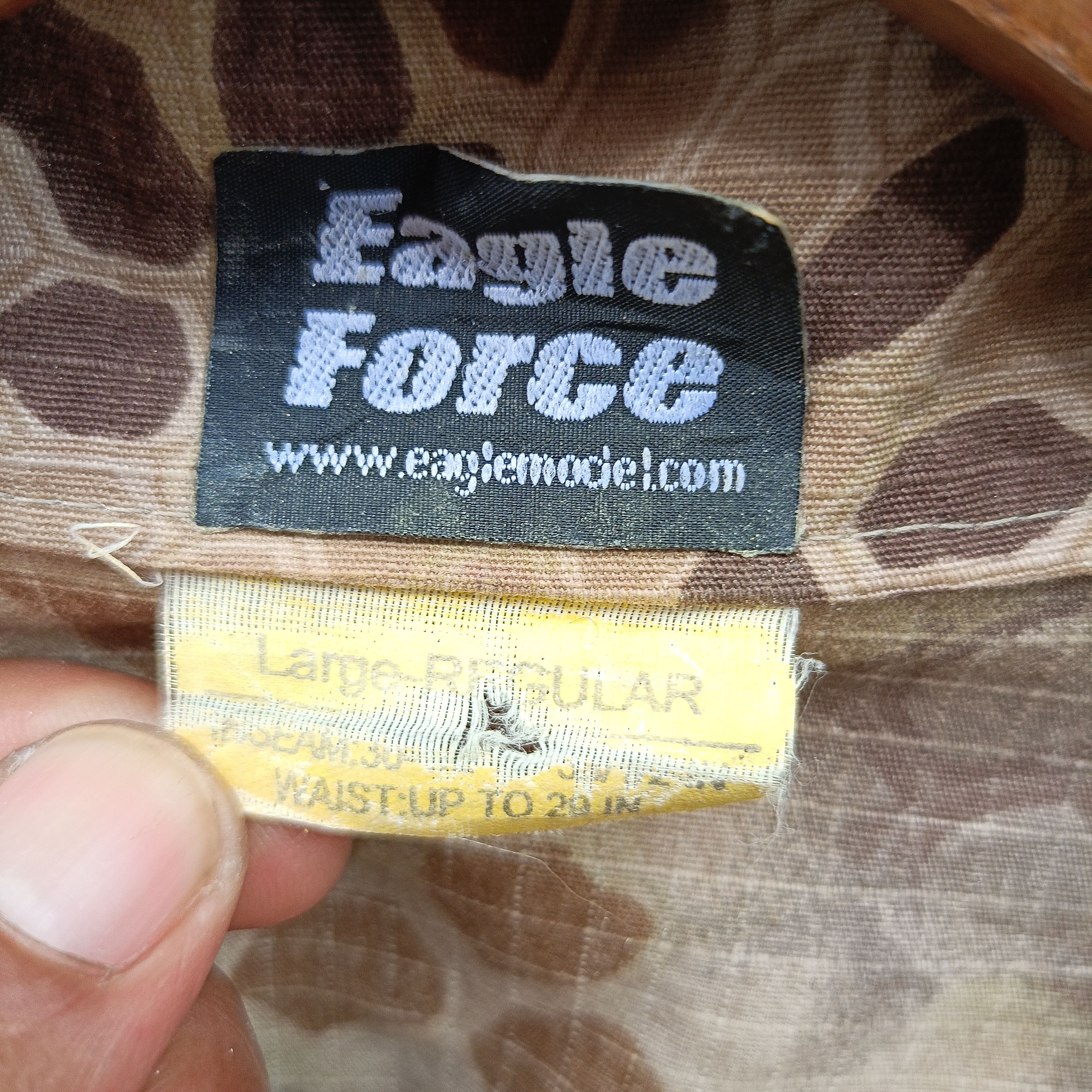 Japanese Brand Eagle Force Camo Zip Up Size US L / EU 52-54 / 3 - 9 Thumbnail
