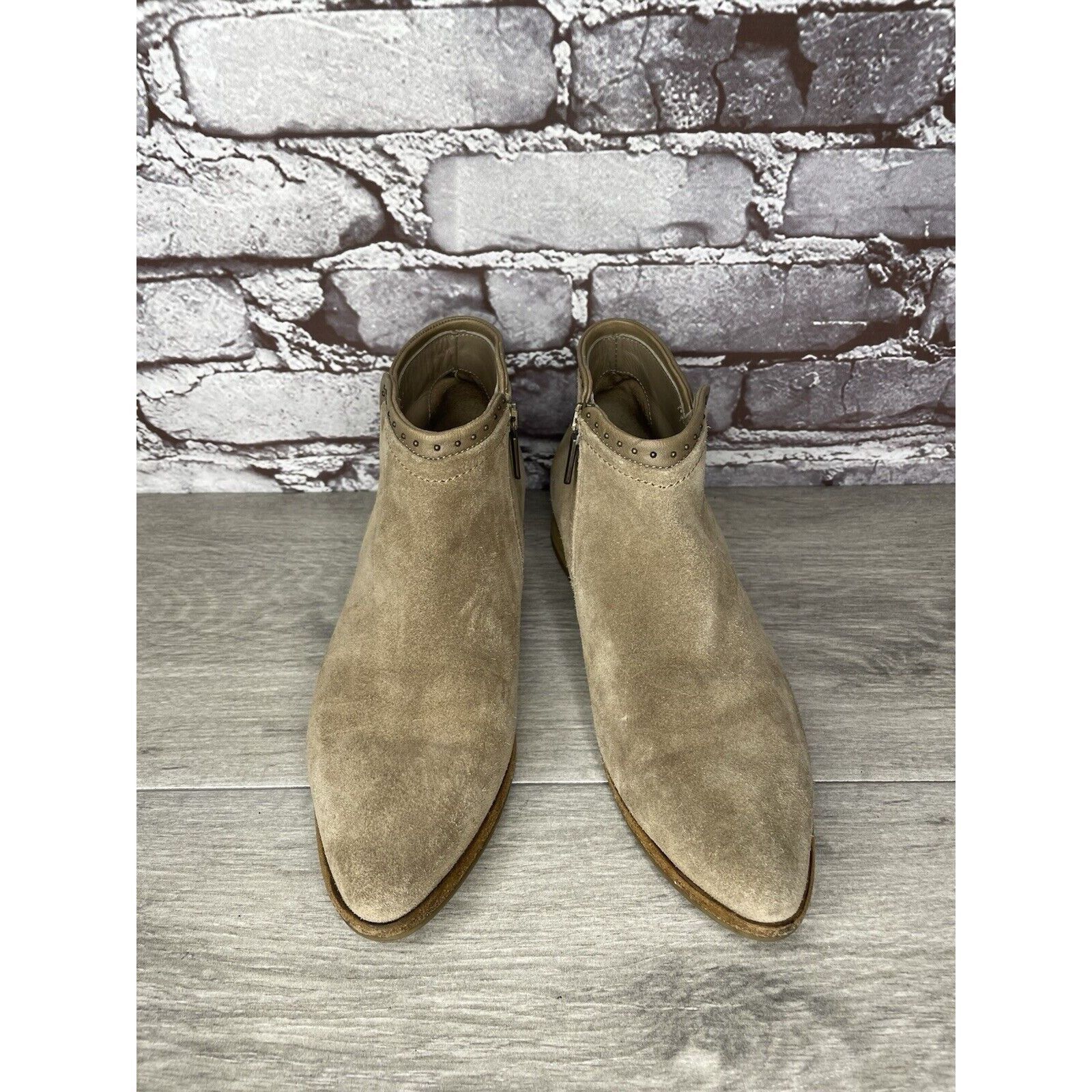 Other ITALEAU Tan Suede Leather Ankle Side Zipper Low Heel Boots W Size US 6.5 / IT 36.5 - 2 Thumbnail