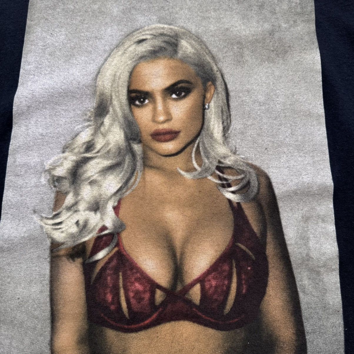 Kylie Jenner OG Kylie Jenner Limited Edition Photo Calabasas T Shirt Size US S / EU 44-46 / 1 - 4 Thumbnail