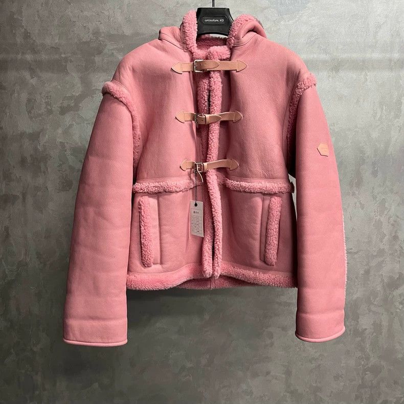 Louis Vuitton Pink Shearling Coat from Louis Vuitton - dmc Size US S / EU 44-46 / 1 - 1 Thumbnail