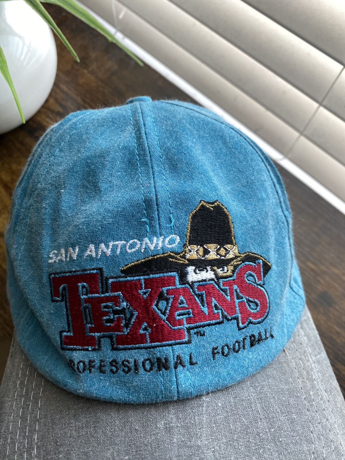 Vintage Vintage 90s San Antonio Texans Football Hat Size ONE SIZE - 3 Thumbnail