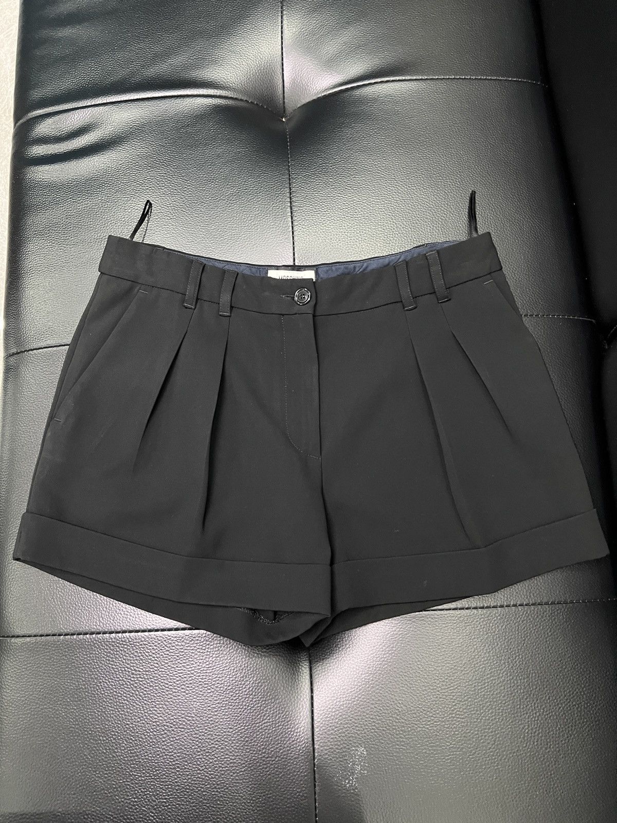 Moschino Moschino 30th Anniversary Limited Blazer Shorts Size 28" / US 6 / IT 42 - 1 Thumbnail