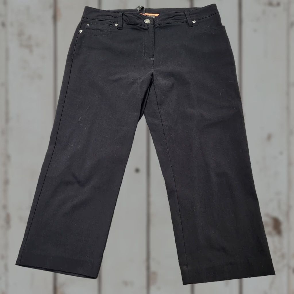 Vintage New Directions Capris Women's Size 12 Black Cropped Cotton Stretch 33X22 Preppy Capris 90s ND Capri Womens Mens? Size ONE SIZE - 1 Thumbnail