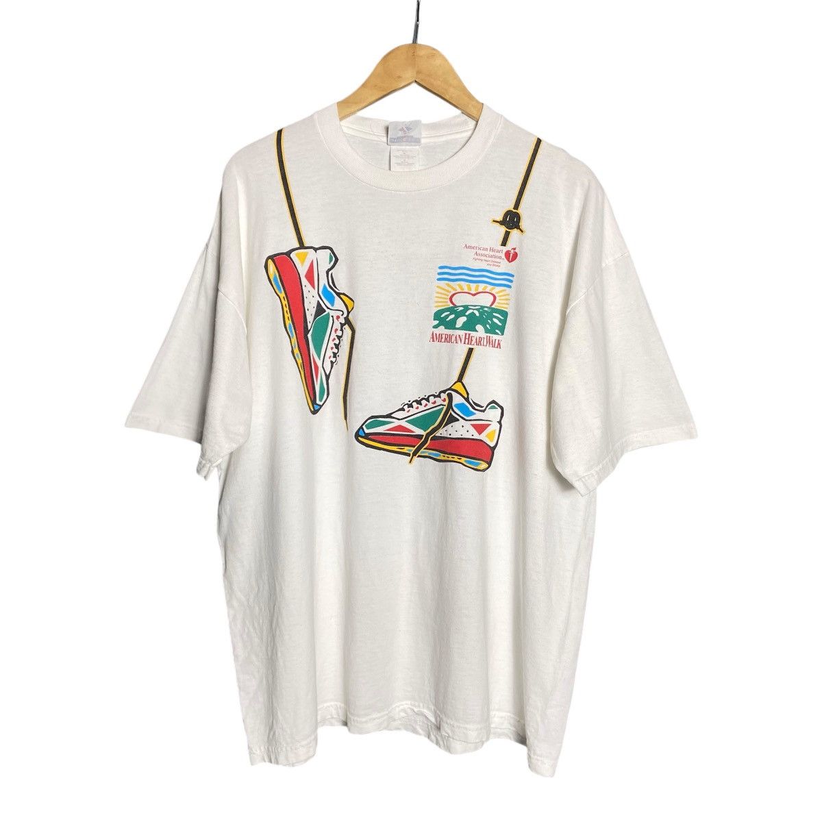 Vintage Vintage 90s American Heart Walk Parody Nike Shoes T-Shirt Size US XL / EU 56 / 4 - 1 Thumbnail