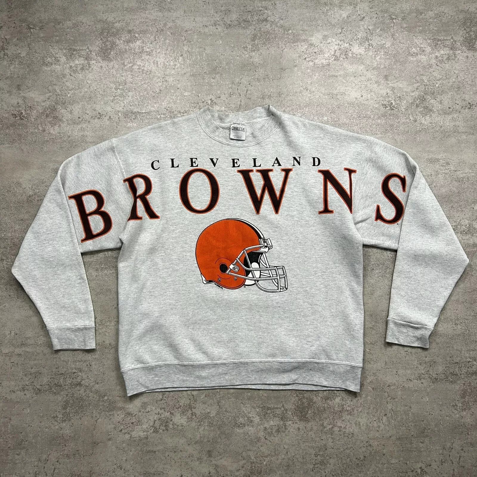 NFL × Vintage CLEVELAND BROWNS SPELL OUT CREWNECK SWEATSHIRT SIZE XL Size US XL / EU 56 / 4 - 1 Thumbnail