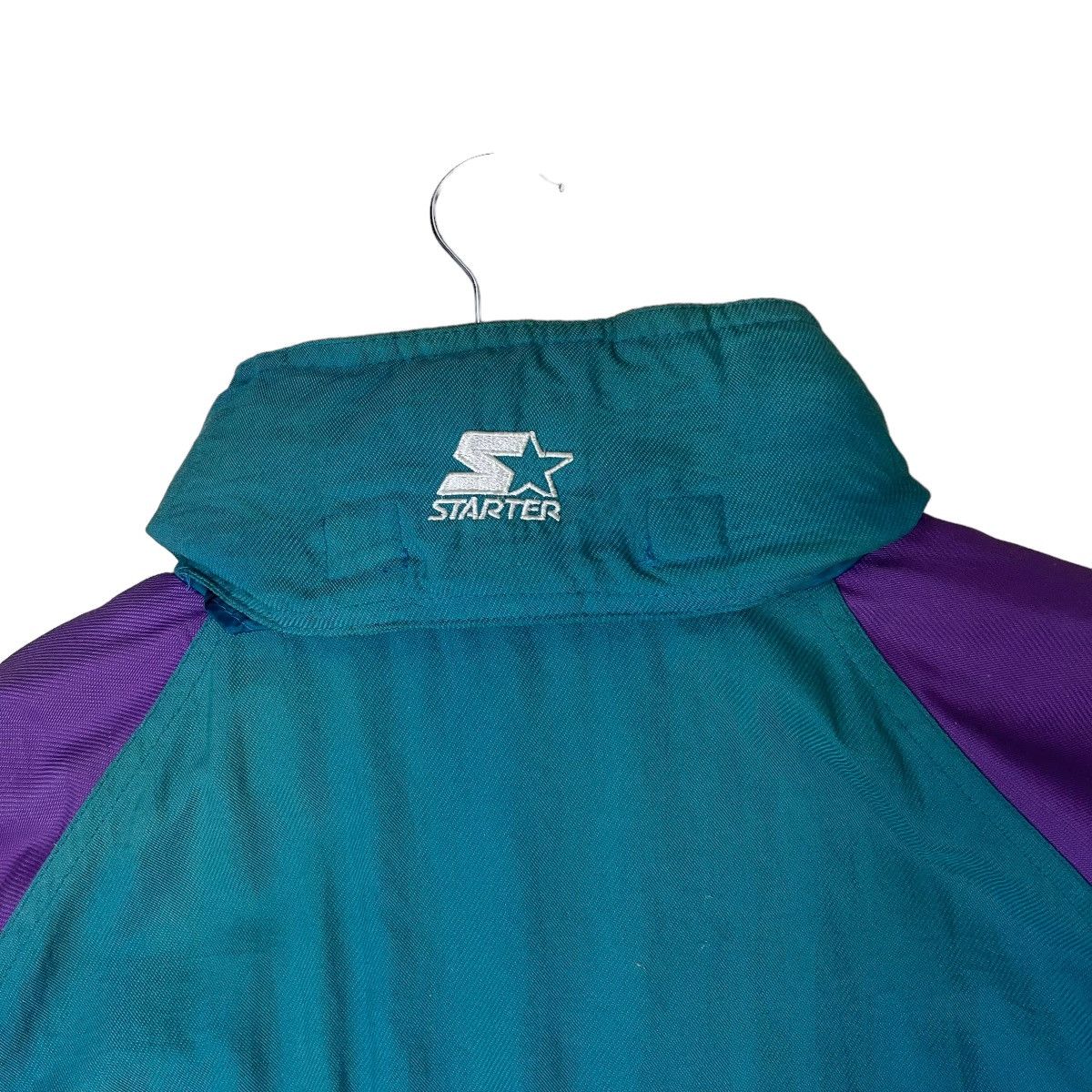 NBA × Starter Charlotte Hornetts Big Logo Zipper Jacket Sun Faded Size XL Size US XL / EU 56 / 4 - 15 Thumbnail