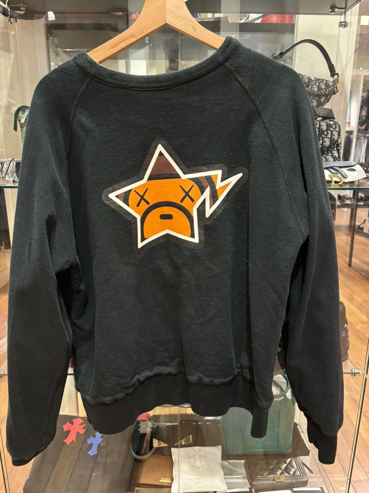 Bape Bape Kaws Reversible Crewneck Size US M / EU 48-50 / 2 - 4 Thumbnail