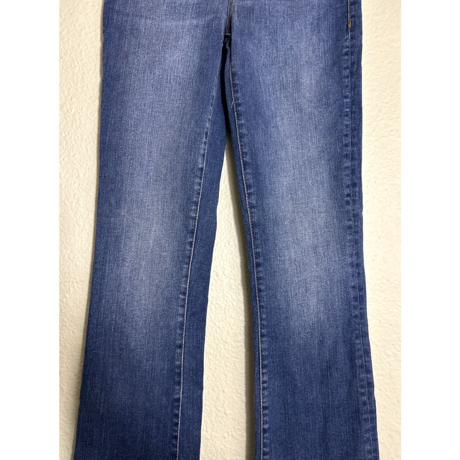 Free People Free People Jeans Women 24 Blue Slim Flared Raw Hem Medium Wash 24x30 Womens Size 42" / US 20 - 5 Thumbnail