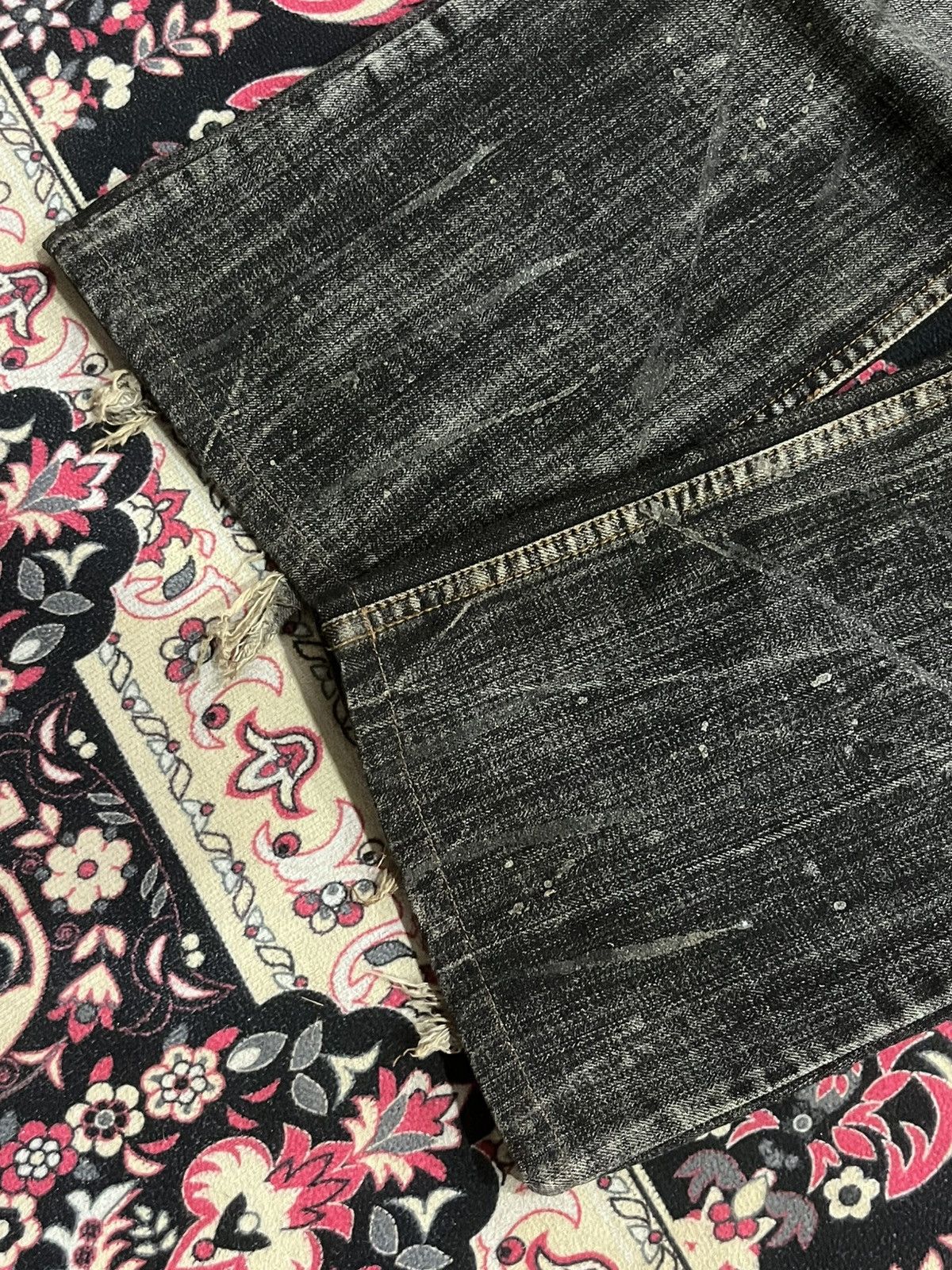 semanticdesign Semantic Design Snakeskin Distressing Fringe Mud Flare Jeans Size US 32 / EU 48 - 9 Thumbnail