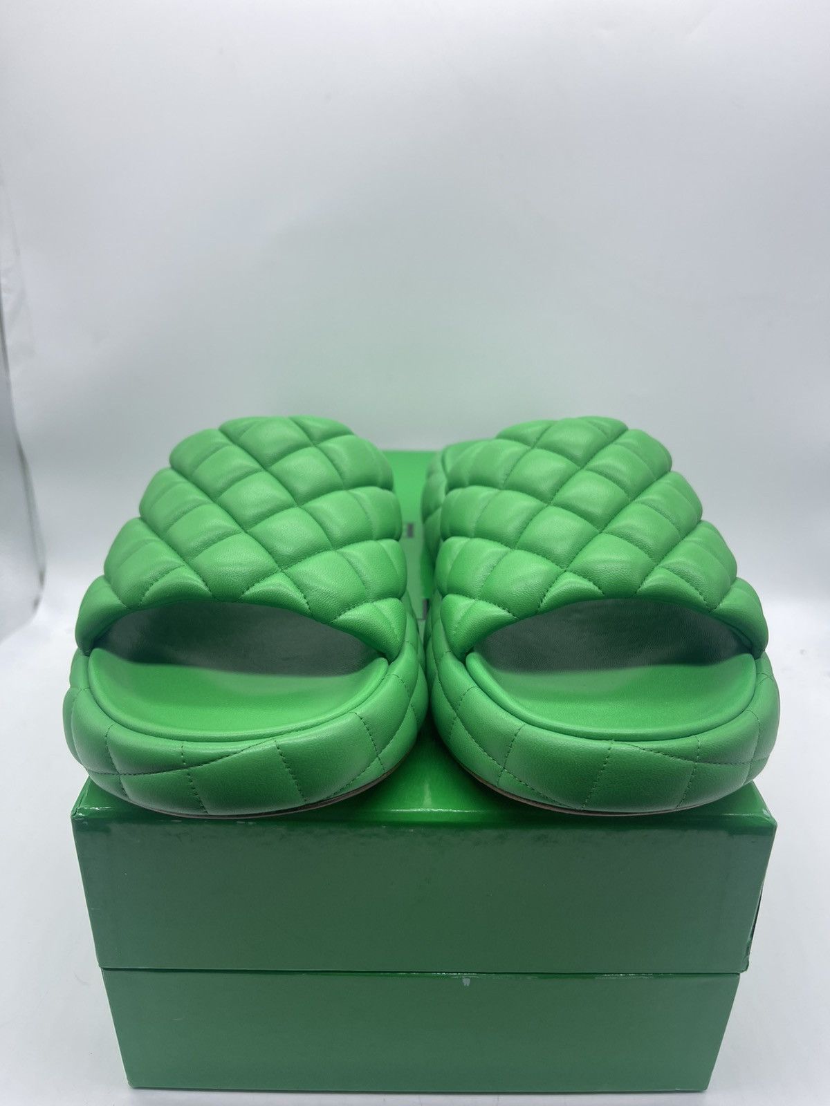 Bottega Veneta Bottega veneta leather padded sliders eu 39 Size US 9 / IT 39 - 2 Thumbnail