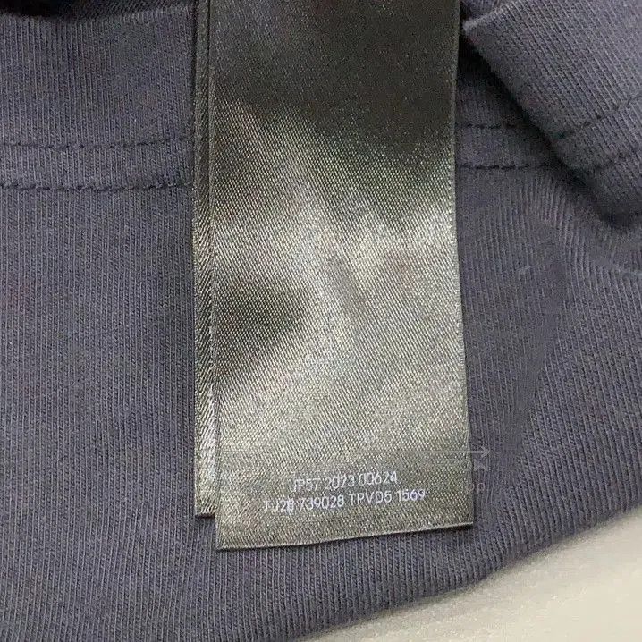 Balenciaga Balenciaga SS23 Be Kind Logo Short Sleeve T. Size US M / EU 48-50 / 2 - 3 Thumbnail