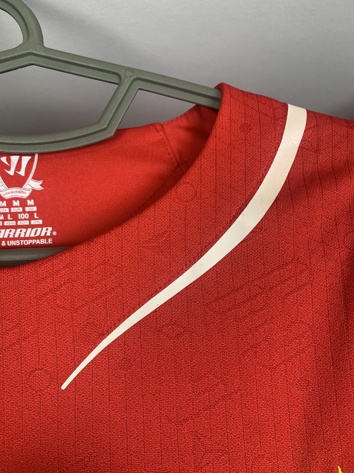 Warrior Warrior Liverpool Gerrard 2014 Football Shirt Soccer Jersey Size US M / EU 48-50 / 2 - 15 Thumbnail