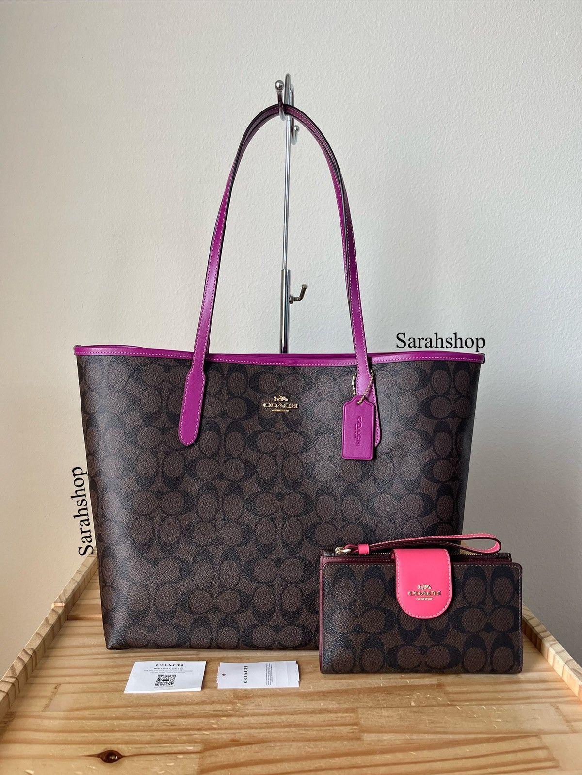 Coach Coach Signature City Tote Set Size ONE SIZE - 1 Thumbnail